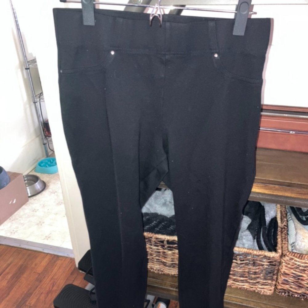 Counterparts Black Leggings/pants